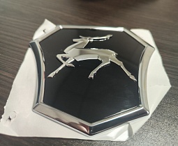 Знак заводской ГАЗель NEXT, ГАЗон NEXT оригинал (ГАЗ) Aludec S.A. (эмблема "Олень")
